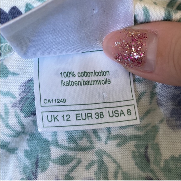 Laura Ashley dress - Picture 13 of 15